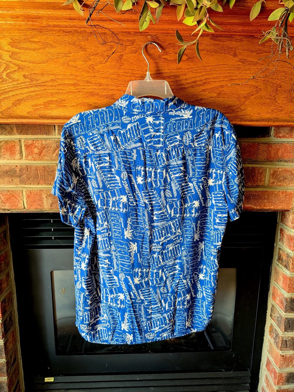Goodfellow & Co Blue Graphic Short-Sleeve Button-Down Shirt - Picture 2 of 2